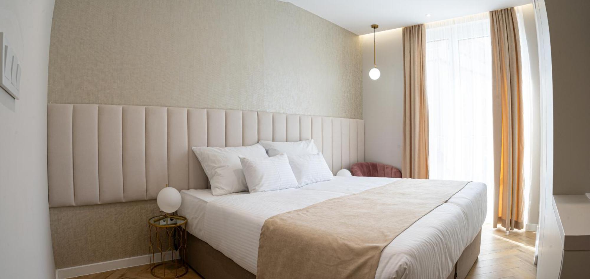 Lala Hotel Босанска Крупа Екстериор снимка