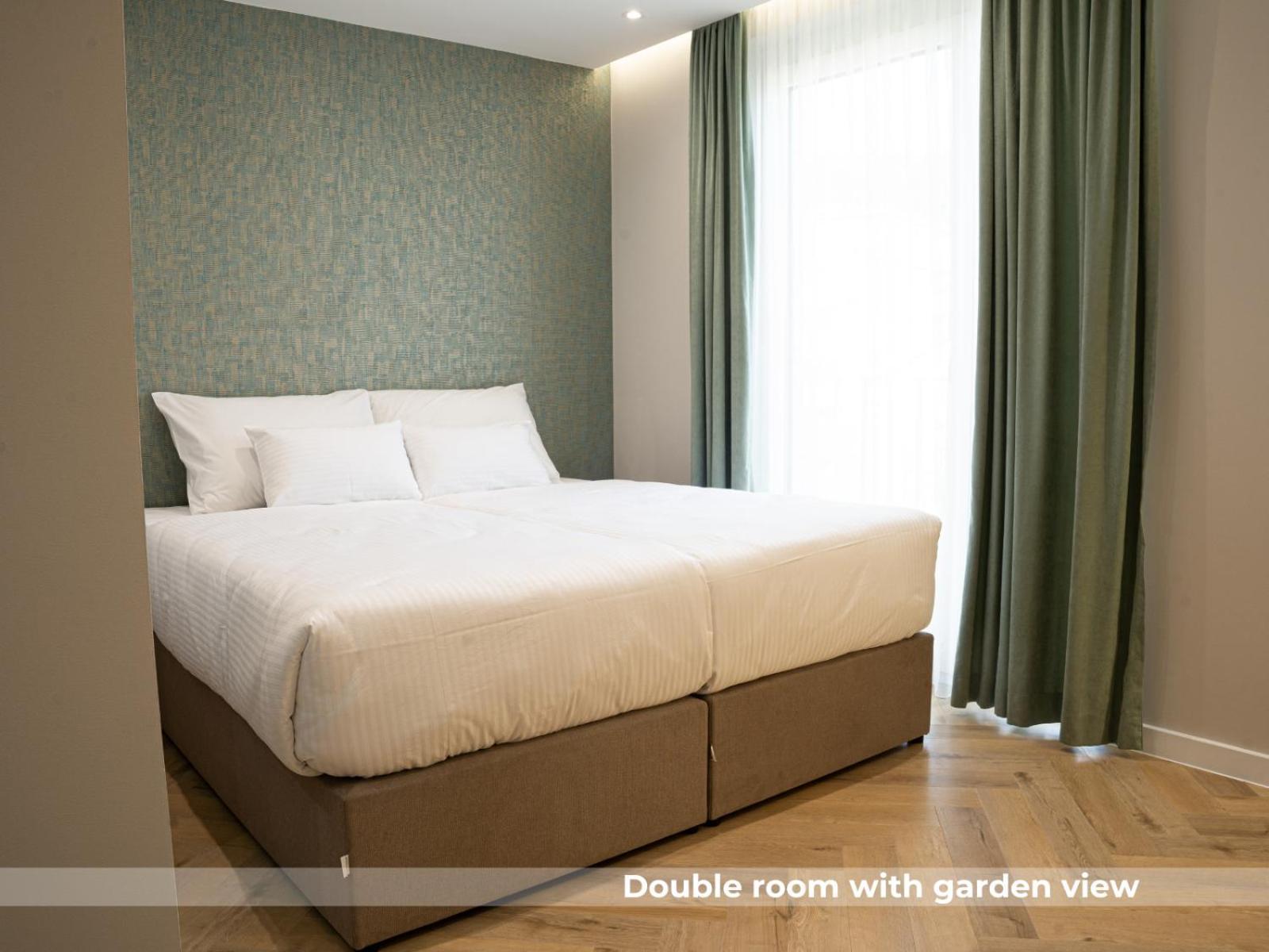 Lala Hotel Босанска Крупа Екстериор снимка